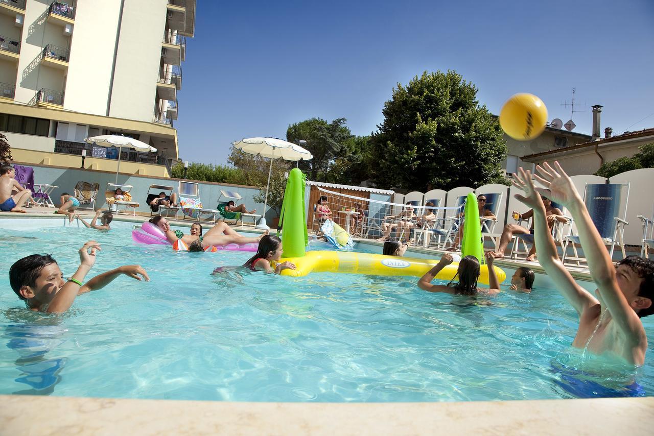 Hotel Acquario Rimini Exterior photo